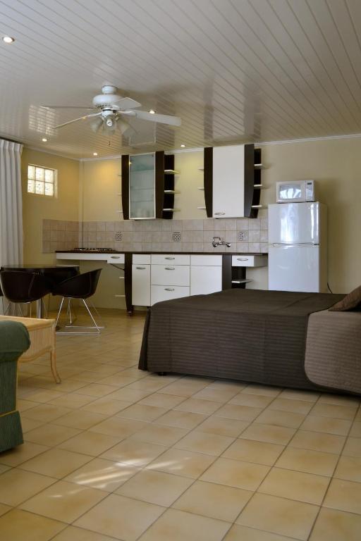 Bananas Apartments Adults Only Palm Beach Bilik gambar