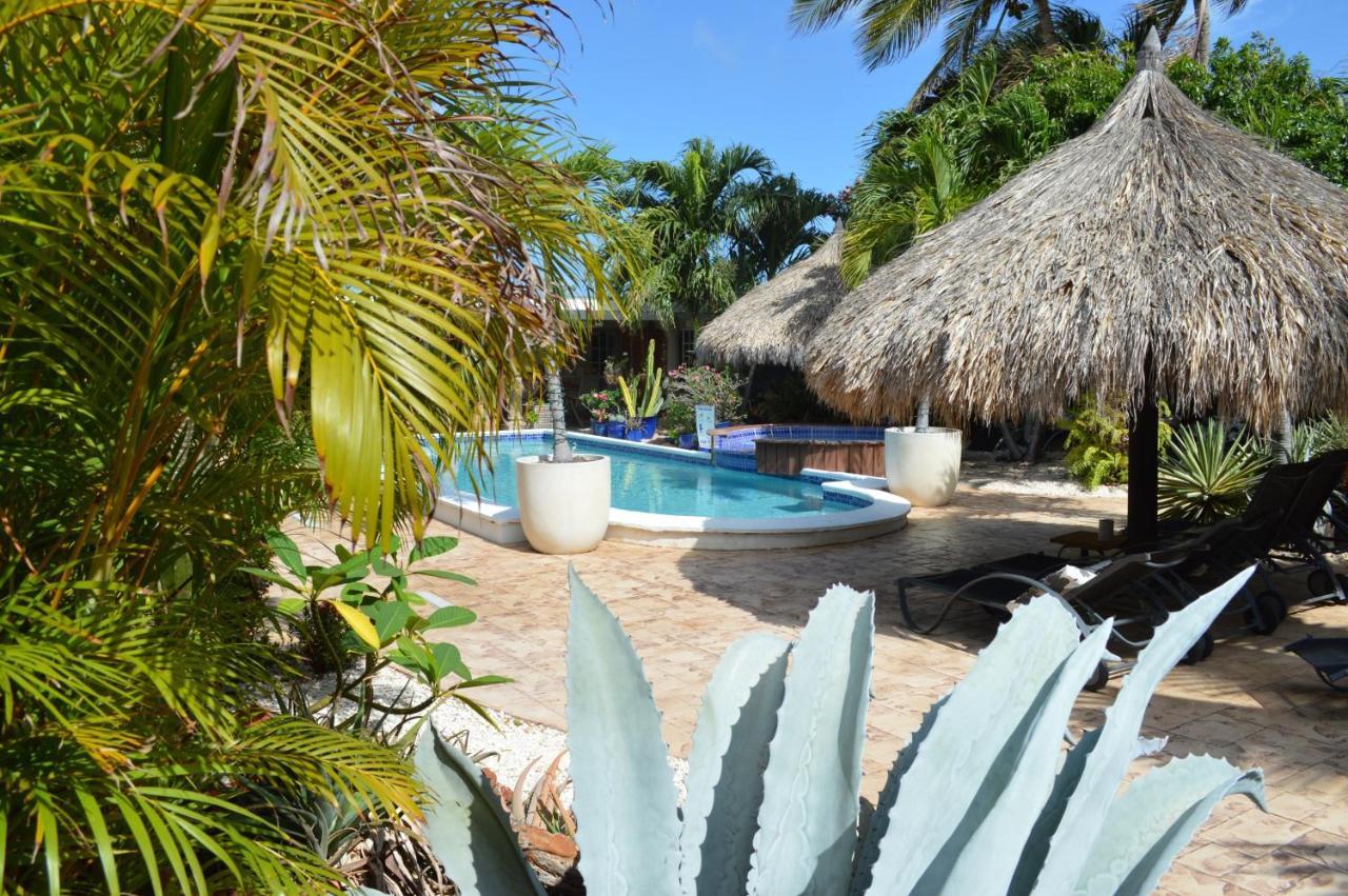 Bananas Apartments Adults Only Palm Beach Luaran gambar