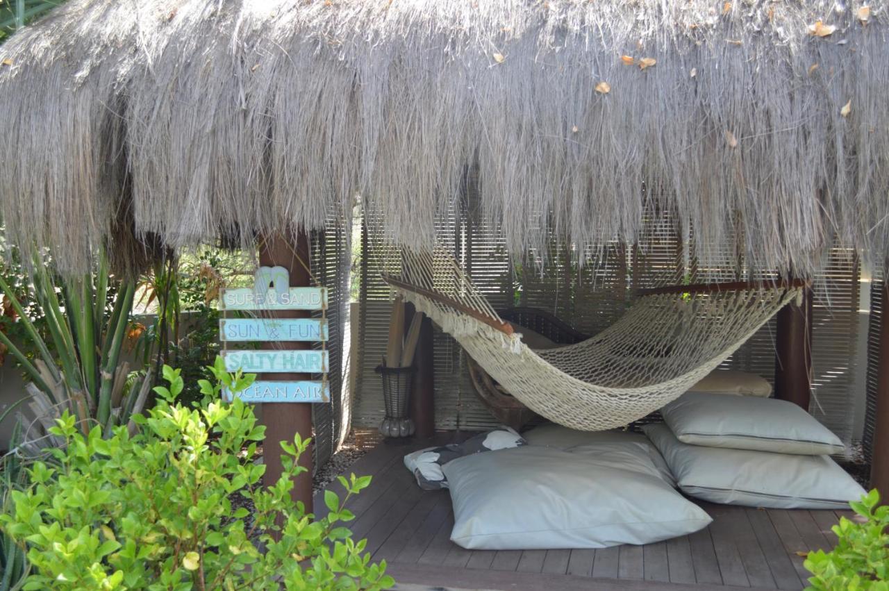 Bananas Apartments Adults Only Palm Beach Luaran gambar